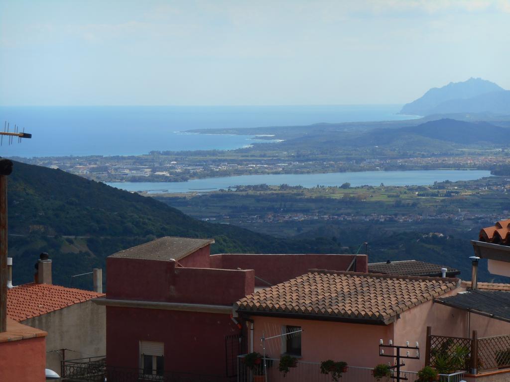 Villa Maddalena Baunei Rum bild